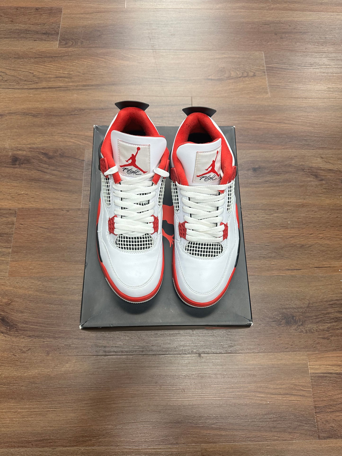 Jordan 4 ‘Fire Red’ (Pre Owned)