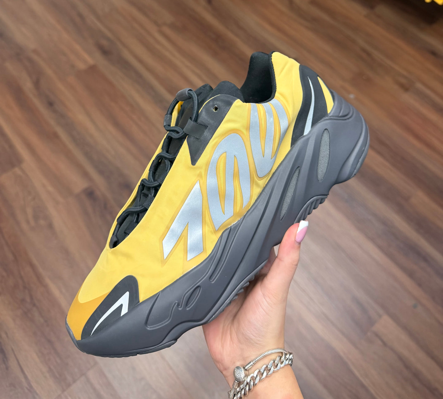 Yeezy 700 MNVN Honey Flux
