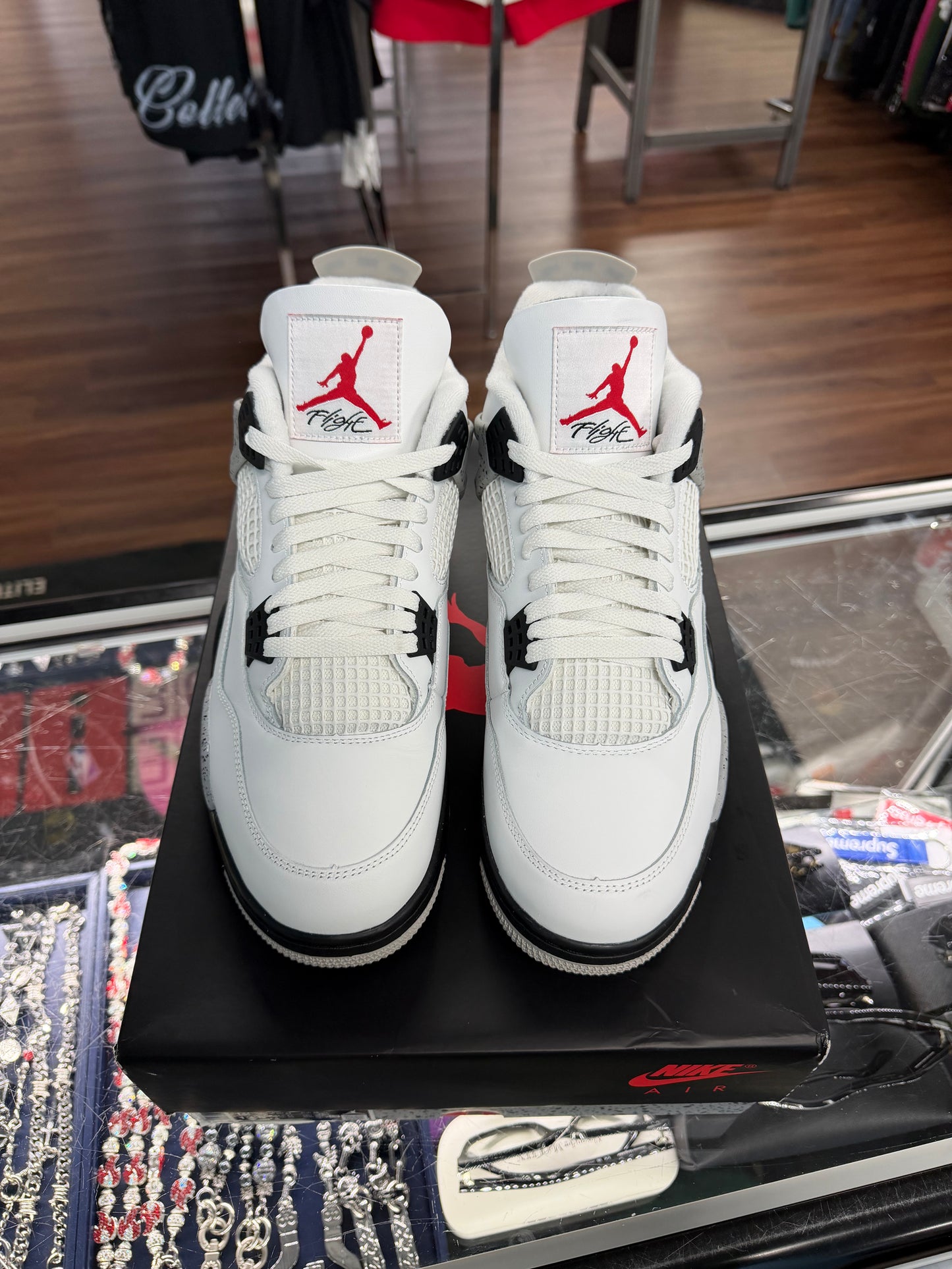 Jordan 4 White Cement (Pre Owned)
