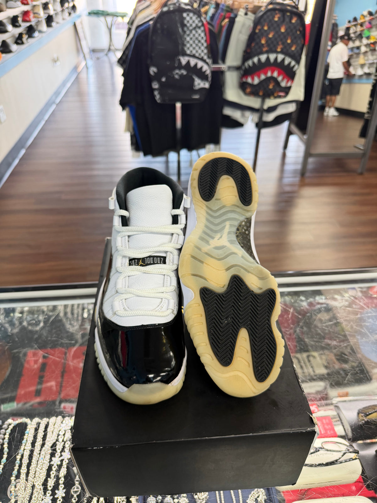Jordan 11 Gratitude (Pre Owned)