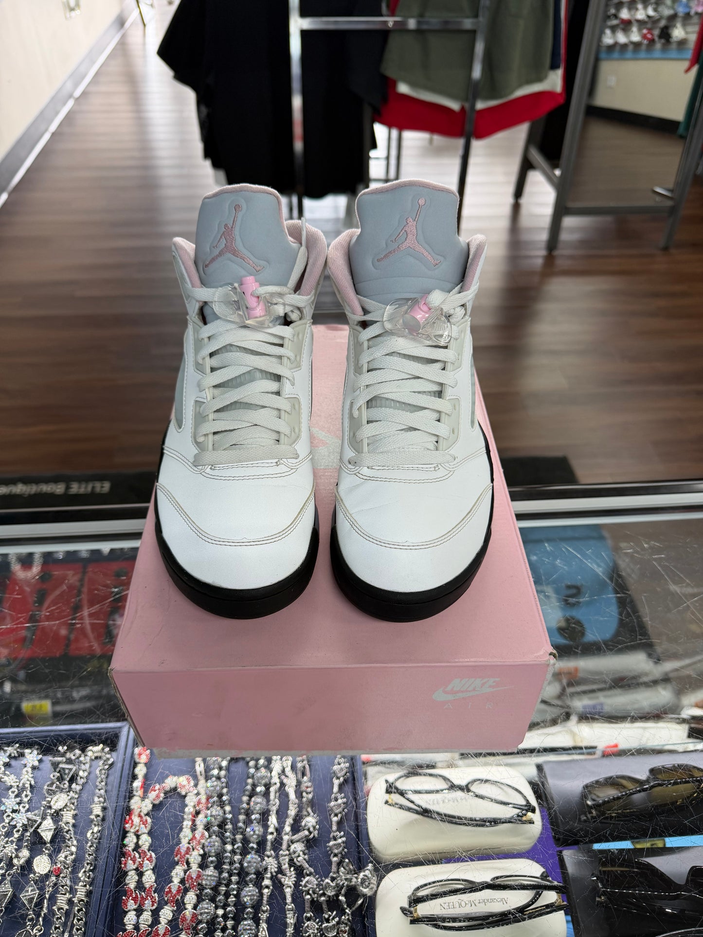 Jordan 5 Medium Soft Pink (Pre Owned)