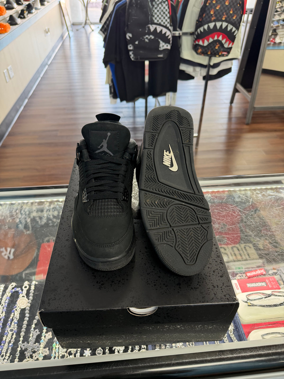 Jordan 4 black cat (Pre Owned)
