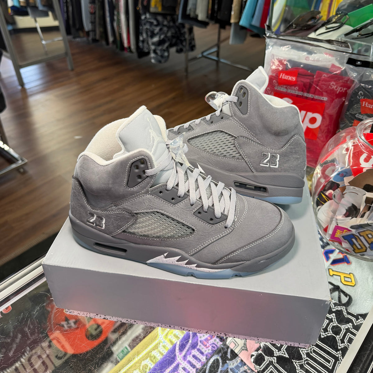 Jordan 5 Wolf Grey (Pre Owned)