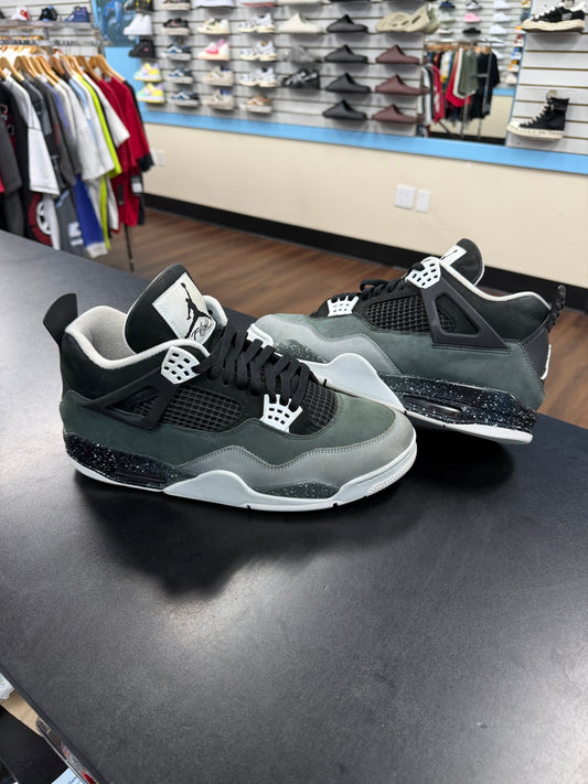 Jordan 4 Fear (Pre Owned)