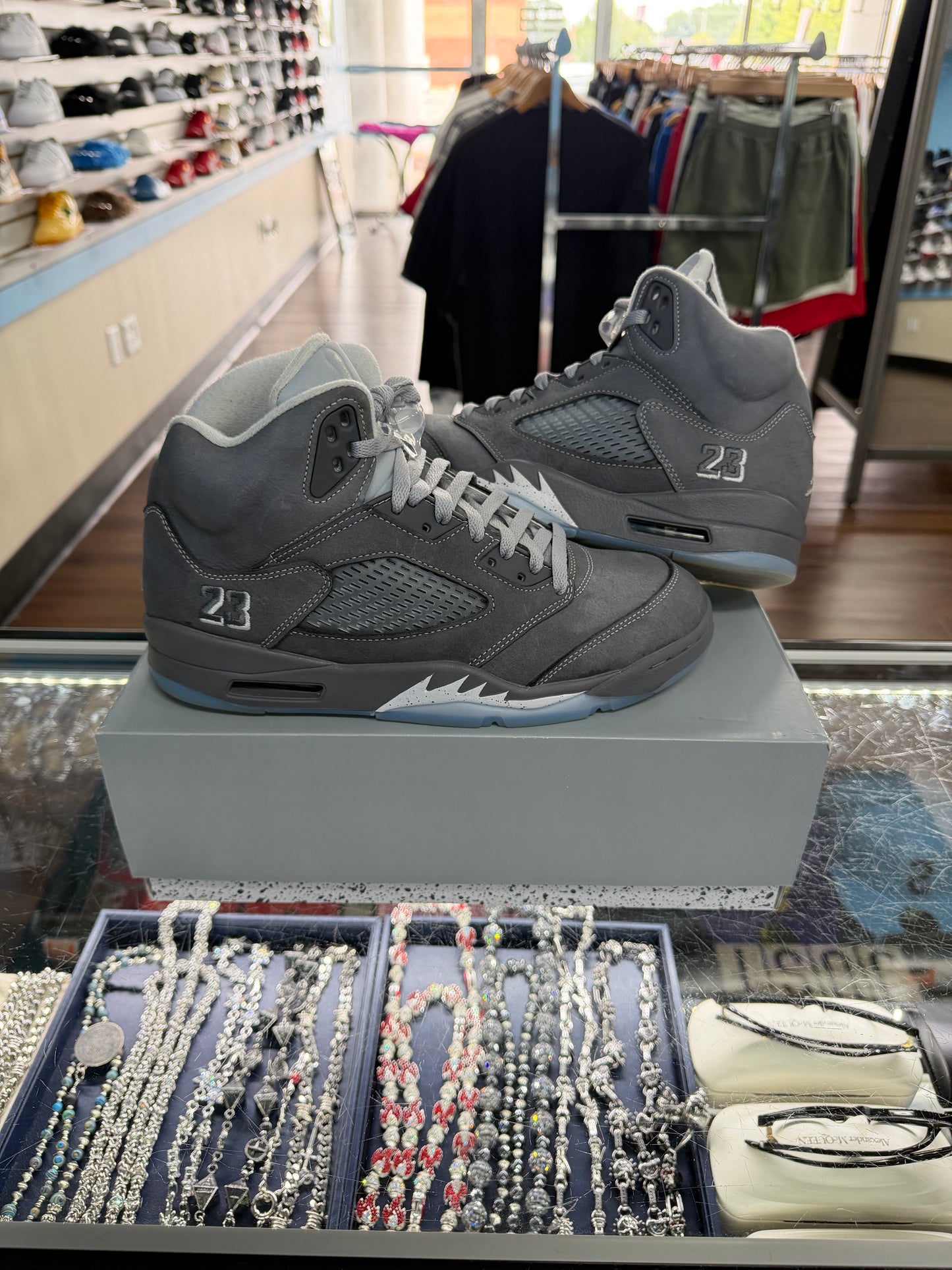 Jordan 5 Wolf Grey (Pre Owned)