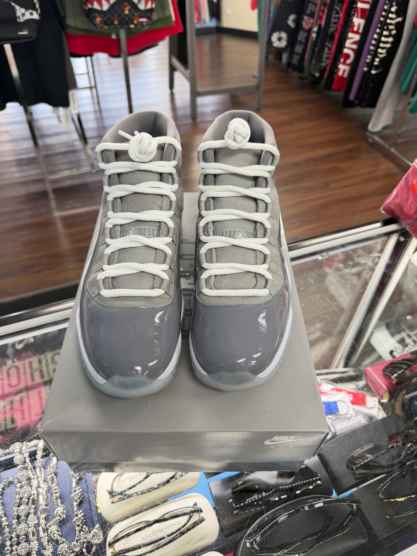 Jordan 11 Cool Grey (Pre Owned)