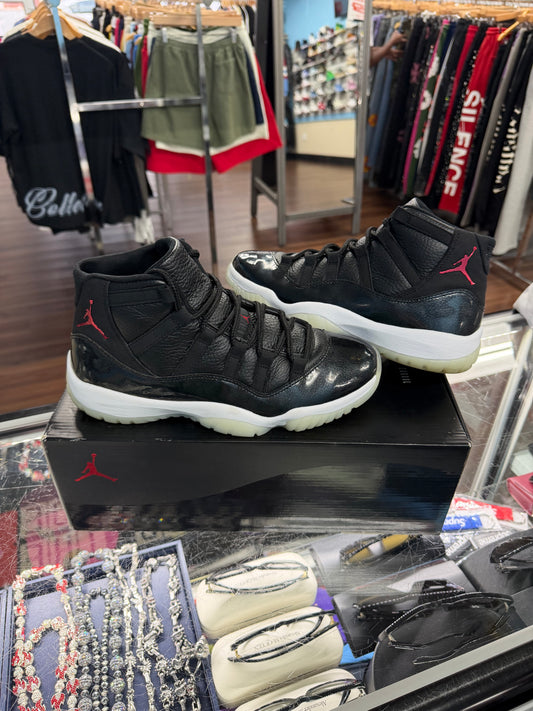 Jordan 11 72-10 (Pre Owned)