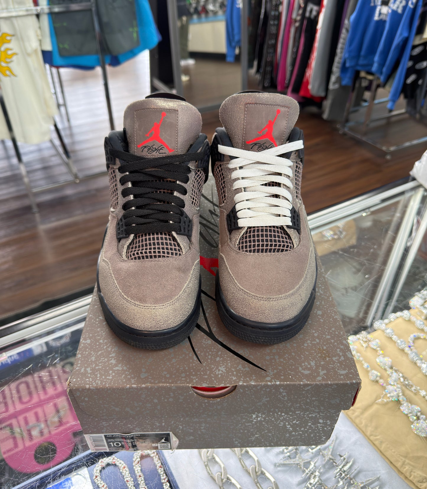 Jordan 4 Taupe Haze (Pre Owned)