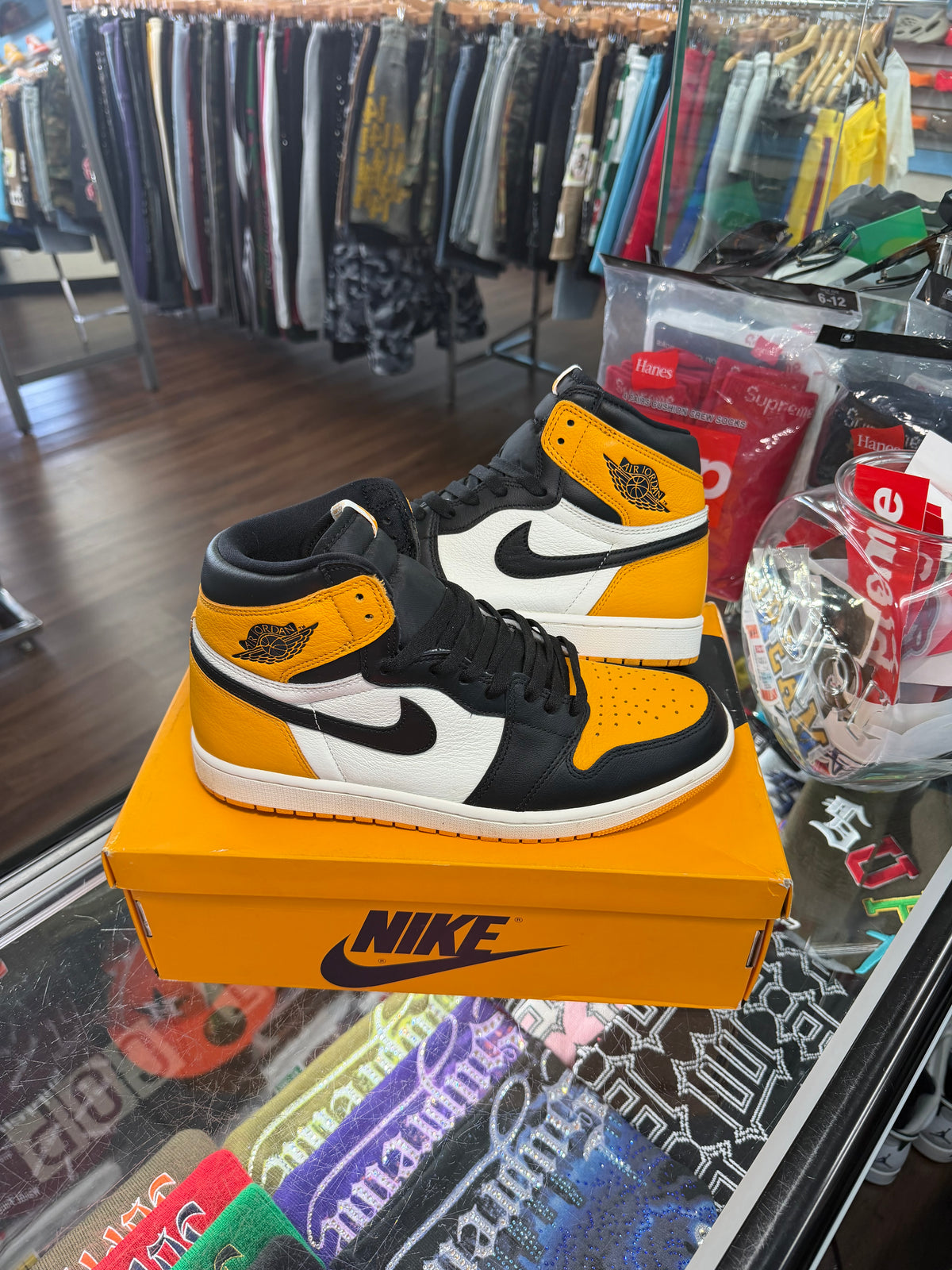 Jordan 1 Taxi (Pre Owned)