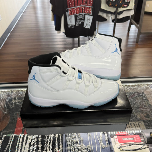 Jordan 11 Legend Blue (Pre Owned)