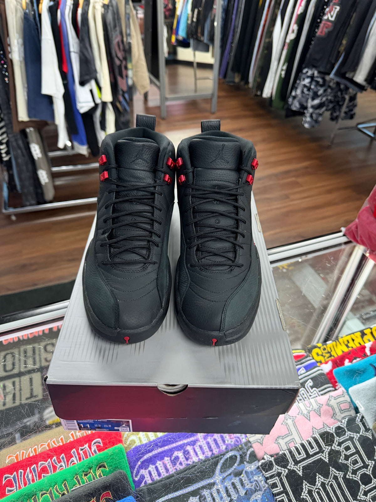 Jordan 12 Bloodline (Pre Owned)