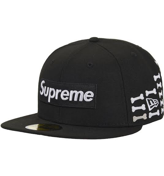 Supreme Bones Box Logo New Era
59Fifty Fitted Hat