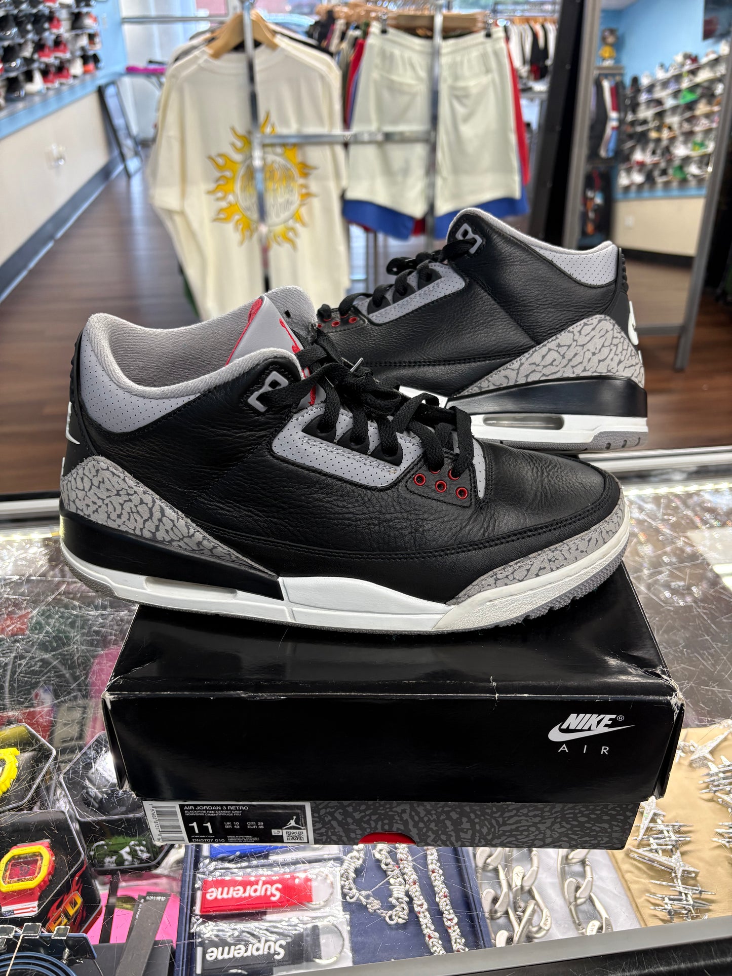 Jordan 3 Black Cement (Pre Owned)